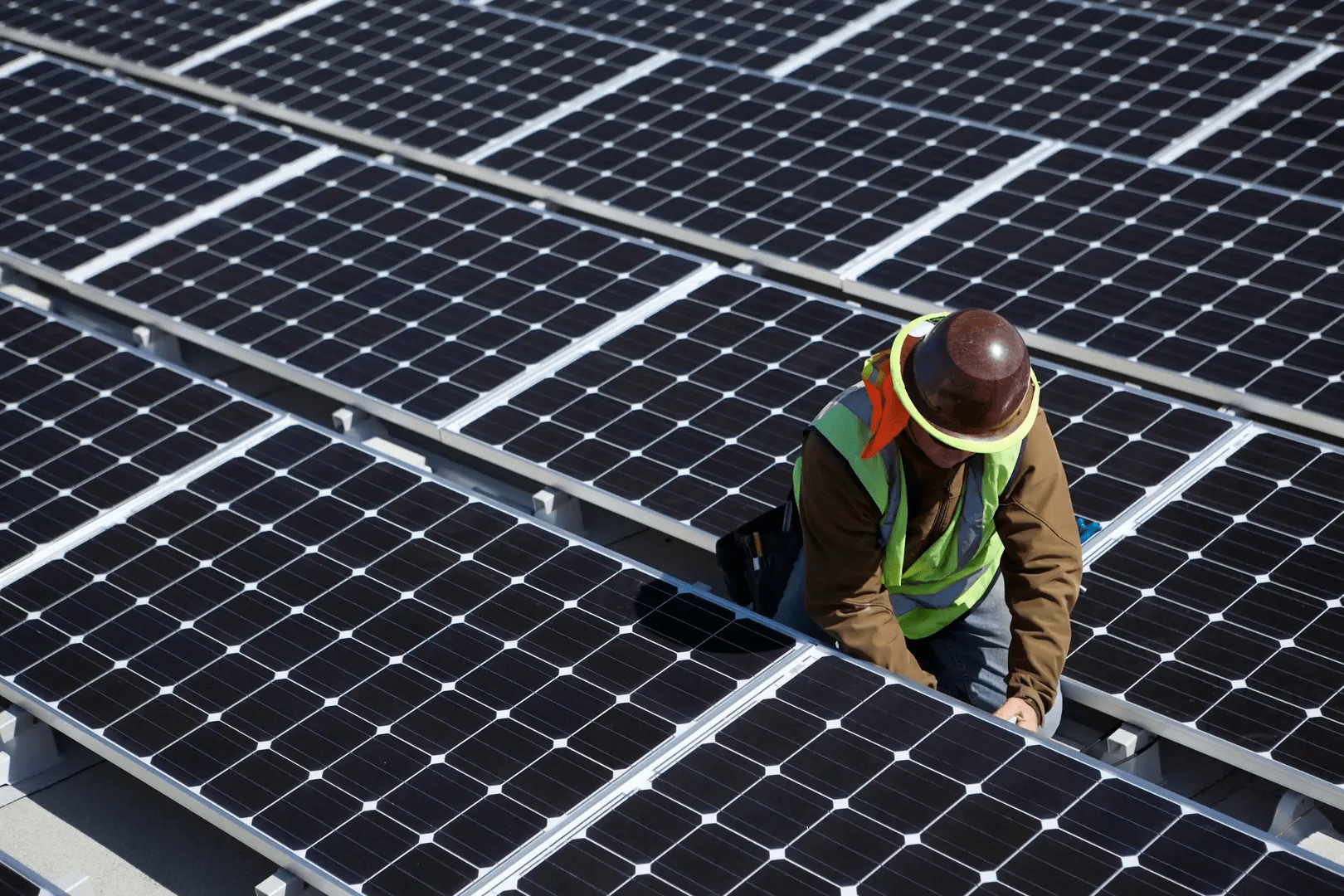 Solar to dominate energy by 2035, but AI data centers will keep fossil fuels in business