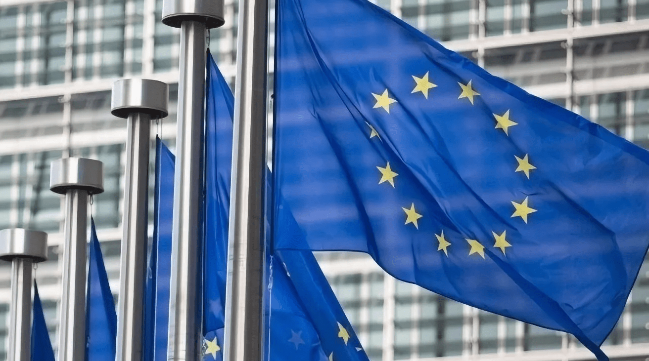 Google’s ‘Cast to TV’ could join AirPlay on iPhones thanks to EU regulations
