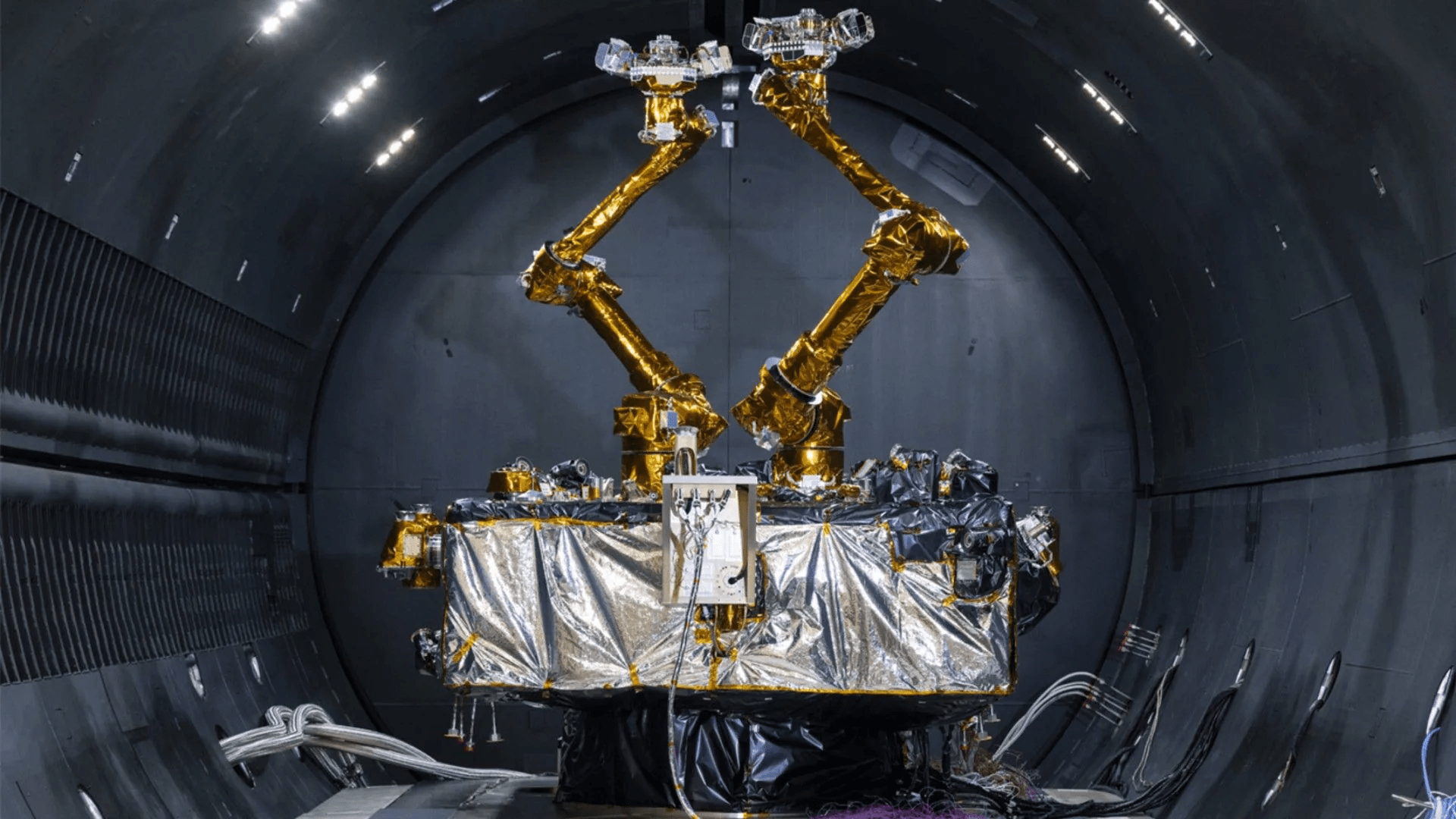 DARPA readies robotic deep-space repair satellite for 2026 launch