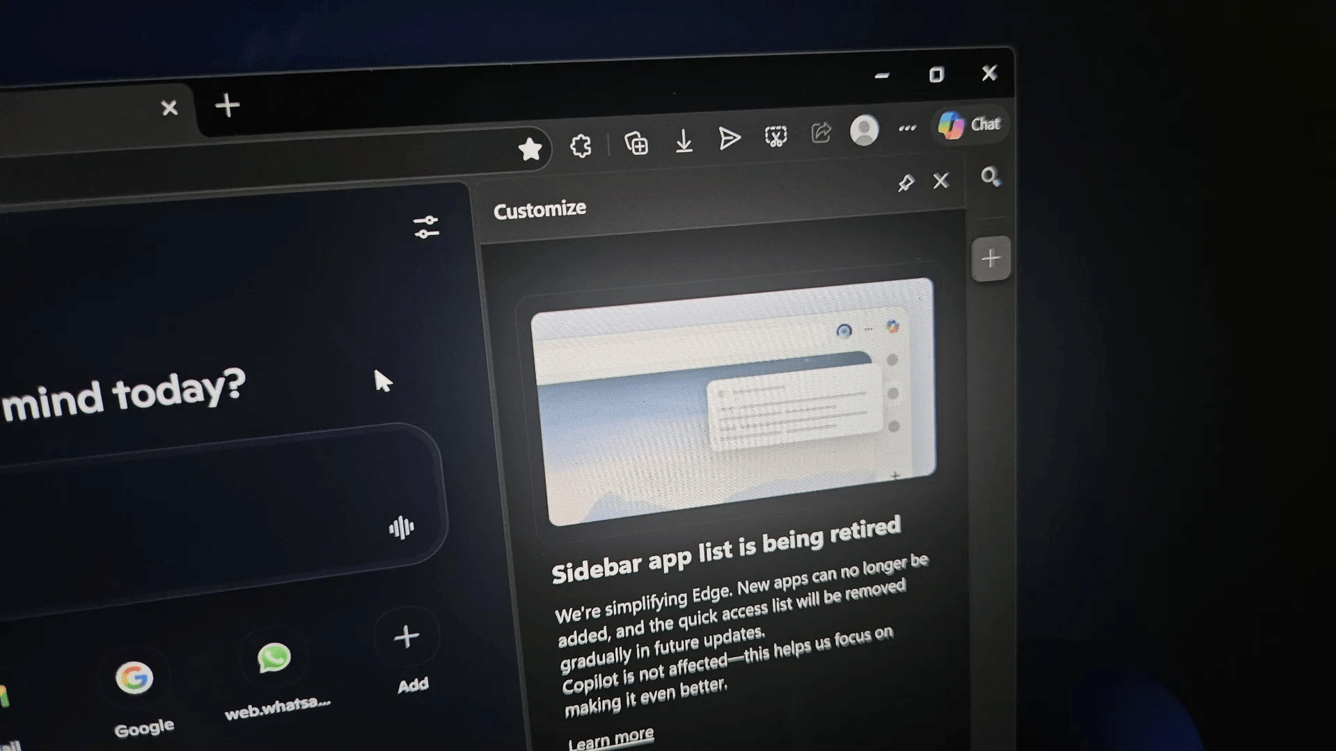 Microsoft says it’ll simpilify Windows 11’s Edge browser by removing features like Sidebar, pledges to win back users