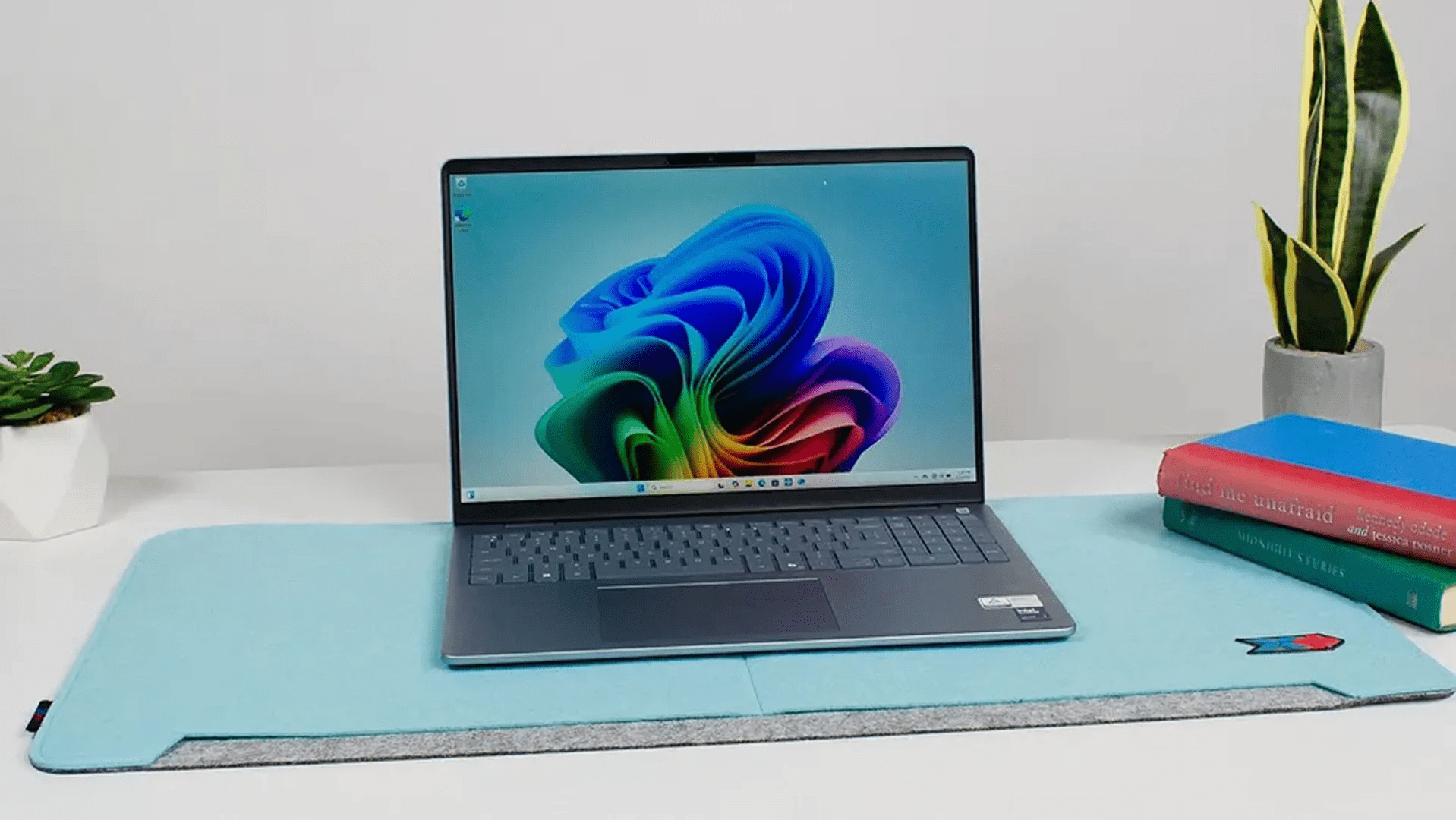 This Dell laptop comes with a free year of Microsoft 365, Xbox Game Pass, and a custom Xbox controller — for under $800