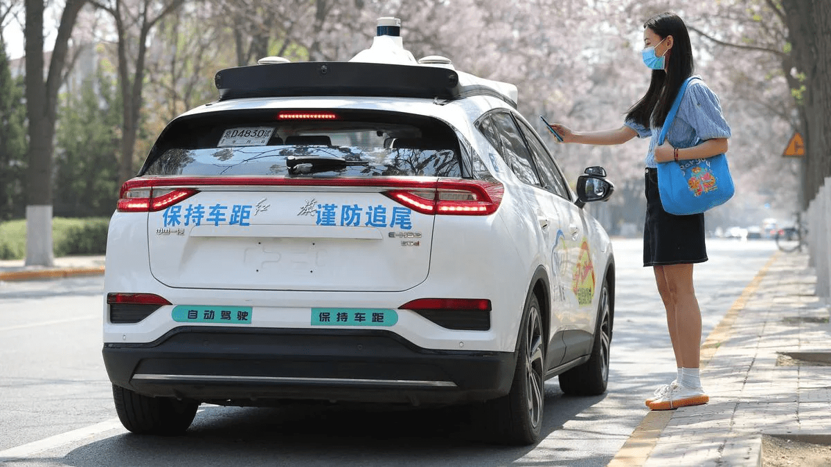 China suspends robotaxi permits after mass outage
