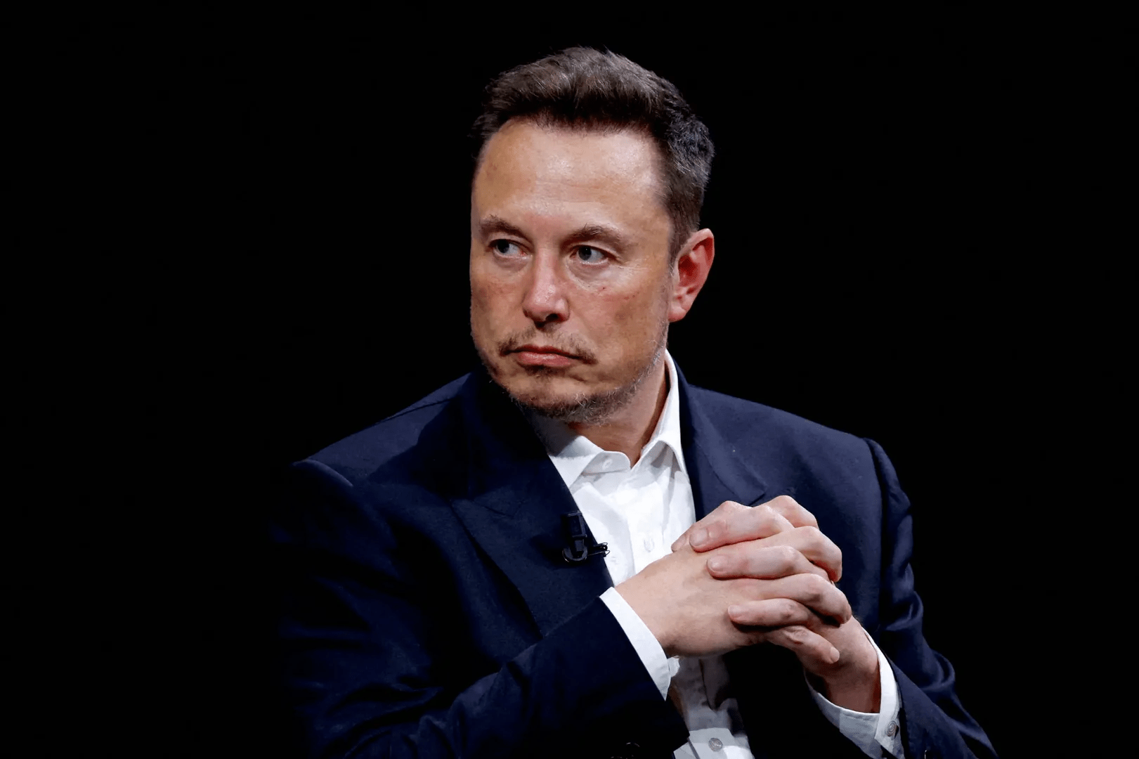 Elon Musk breaks ranks, admits industry-wide AI “copying” practice
