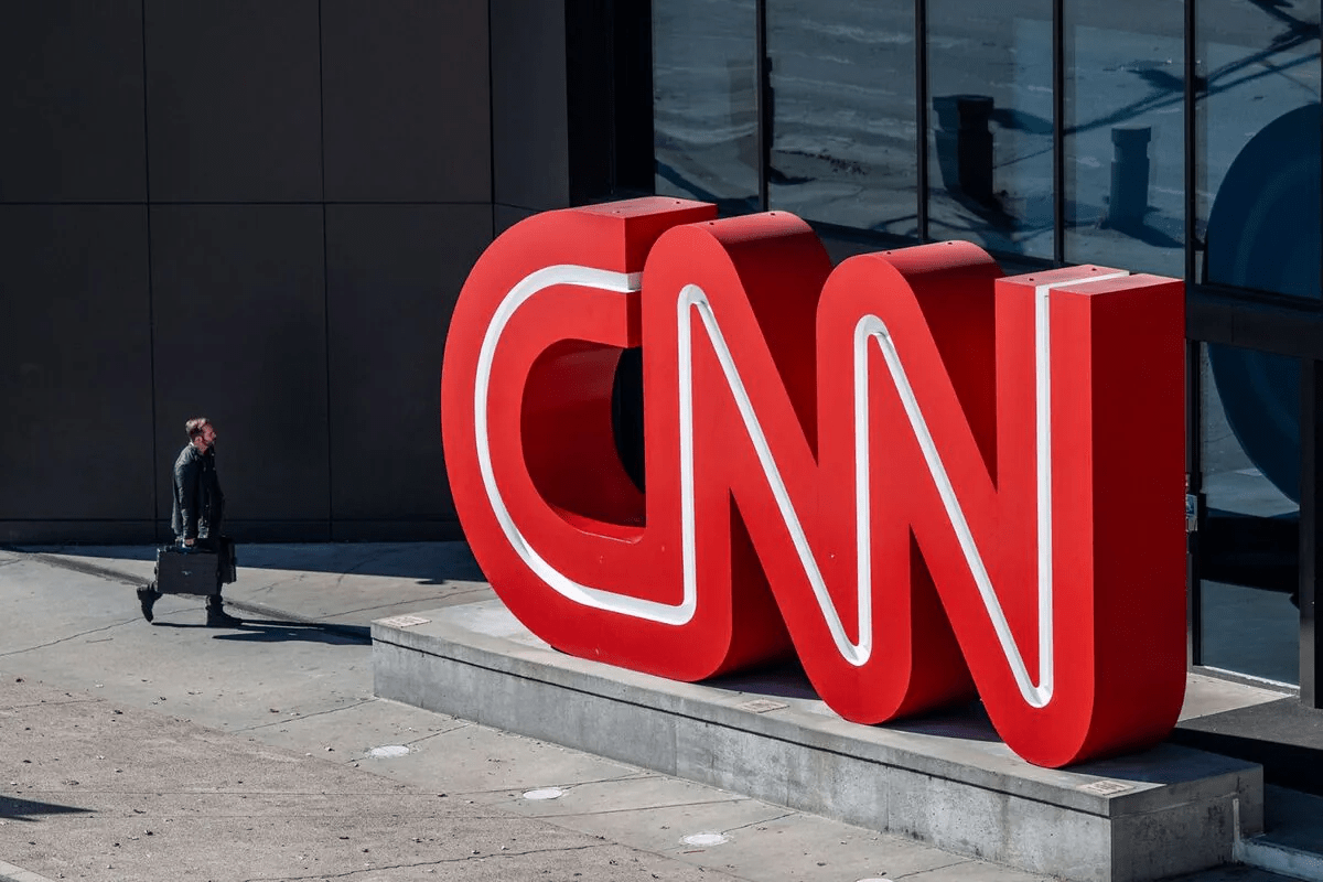 The News/Media Alliance urges the archive site Common Crawl to stop unauthorized scraping and prevent AI companies from using publisher content in its database (Hannah Miller/Bloomberg)