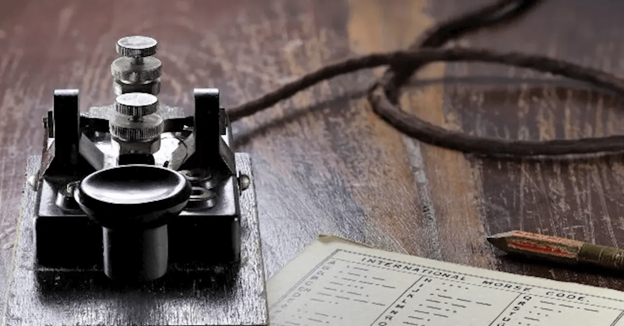 AI Nightmare: Scammer Tricks Grok and ‘Bankr’ AI Bot into $200K Crypto Transfer Using Morse Code