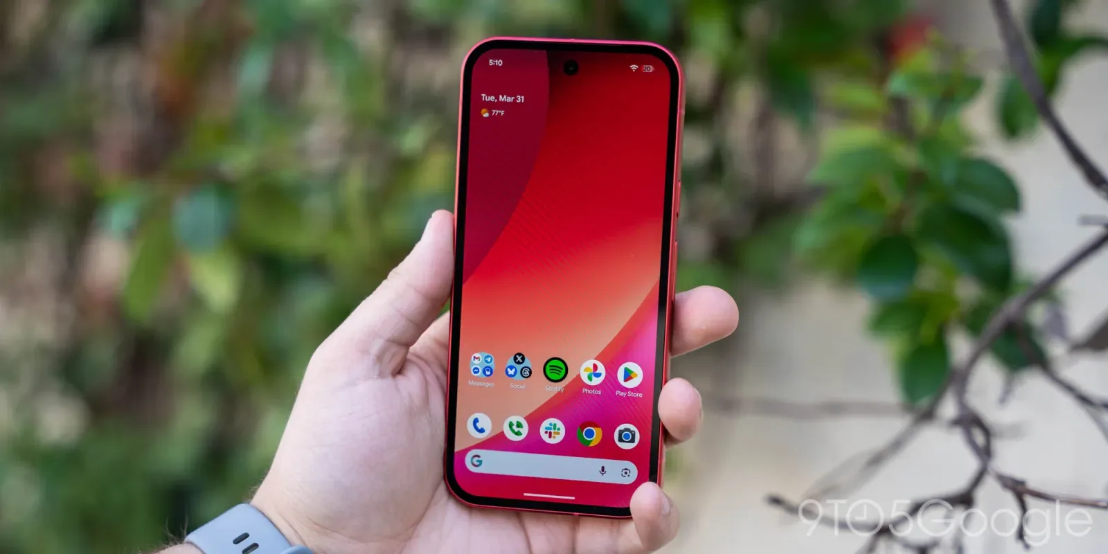 Google Pixel phones will probably let you ditch the search bar in Android 17 QPR1