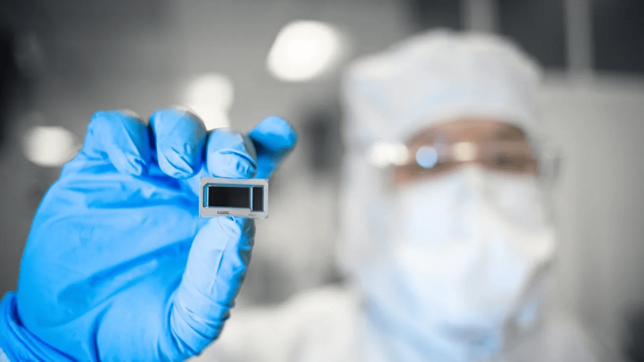 The Apple Silicon chip in your next device may be made by Intel