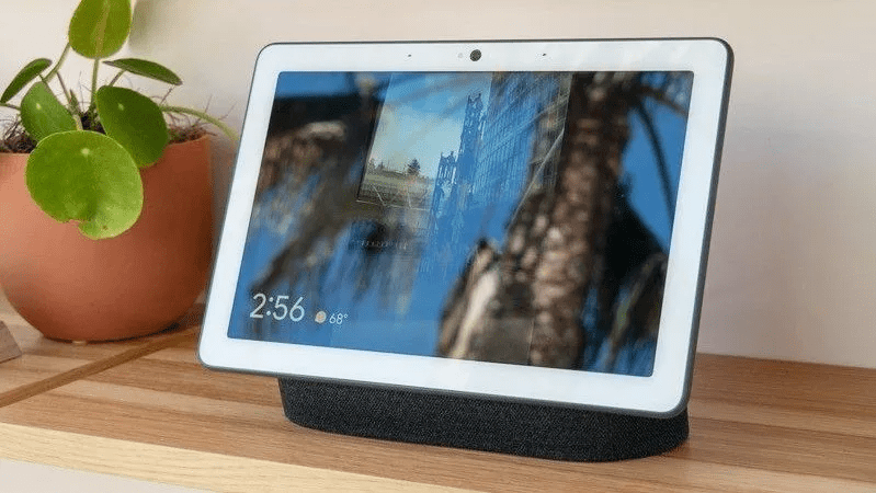 Your Google smart display is finally learning how to hold a real conversation