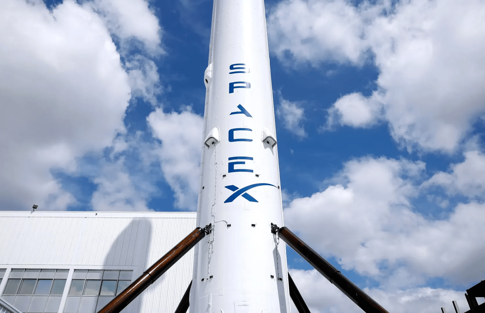 BlackRock Orders $5 Billion In SpaceX Shares Ahead Of Blockbuster IPO, Report Says (Live Updates)
