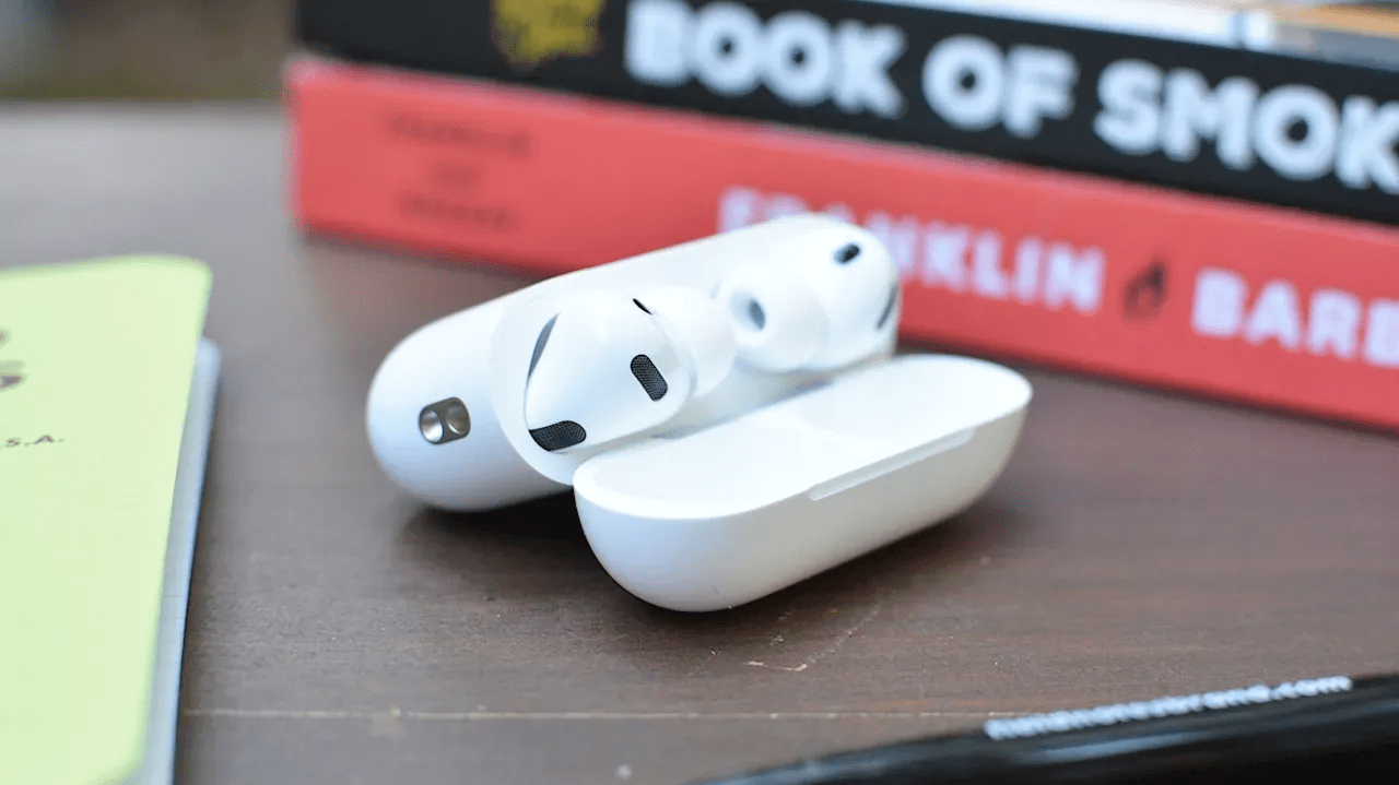 How to use AirPods to control your iPhone camera