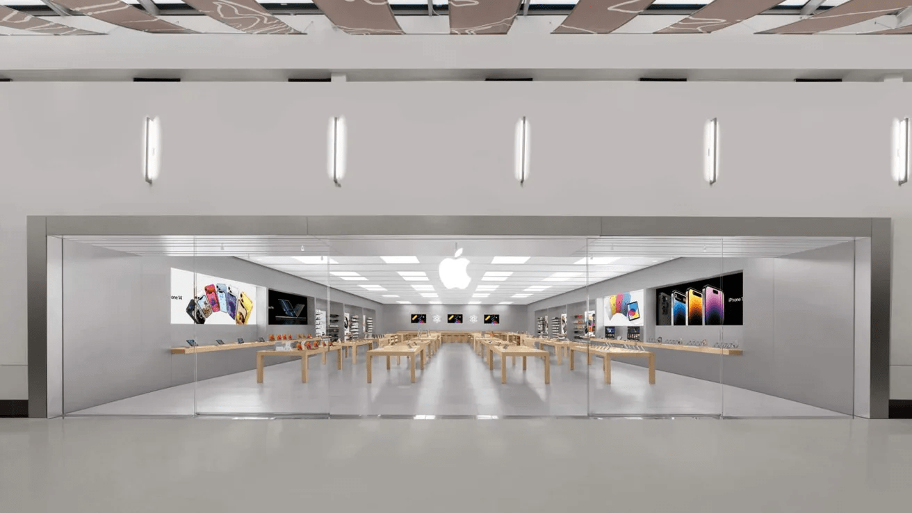 Pressure mounts for Apple to give unionized workers better options as Towson store closes