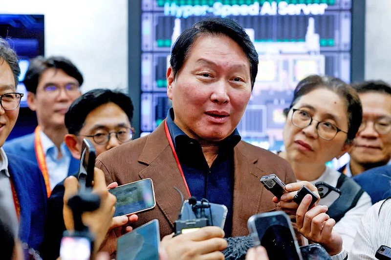 SK Hynix plans to double capacity to ease memory crunch