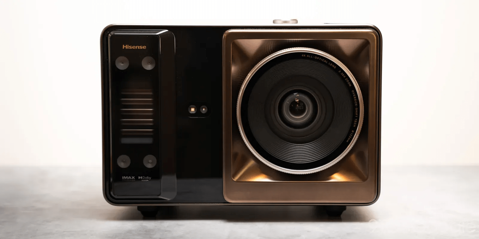 Hisense XR10 blends pure power with ‘just stick it anywhere’ energy