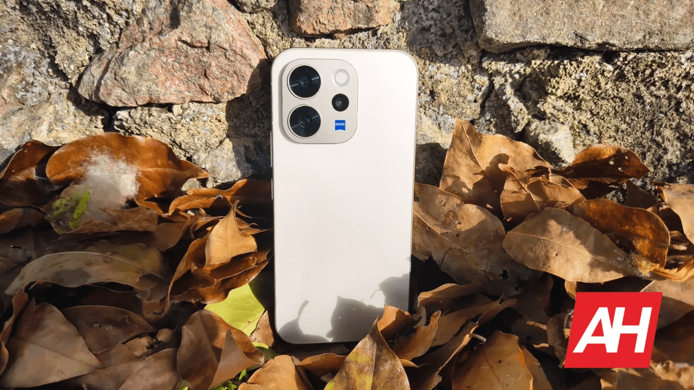 Vivo’s Next Compact Flagship Rumored With 64MP Periscope and 2nm Chip