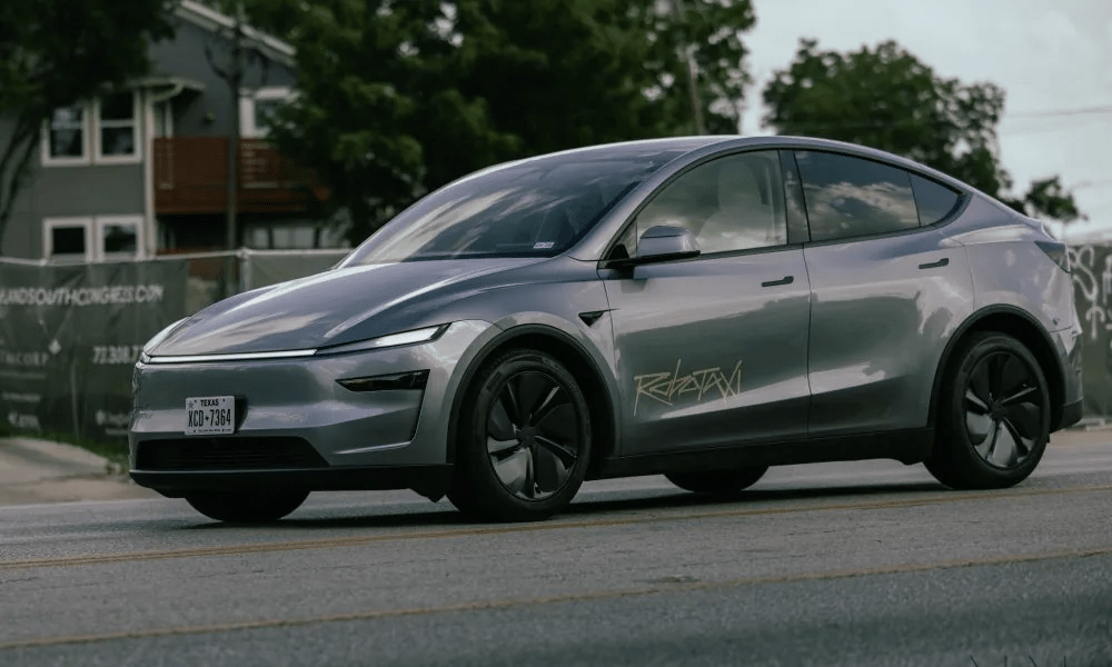 Tesla responds to Robotaxi skeptics with a massive move in Austin