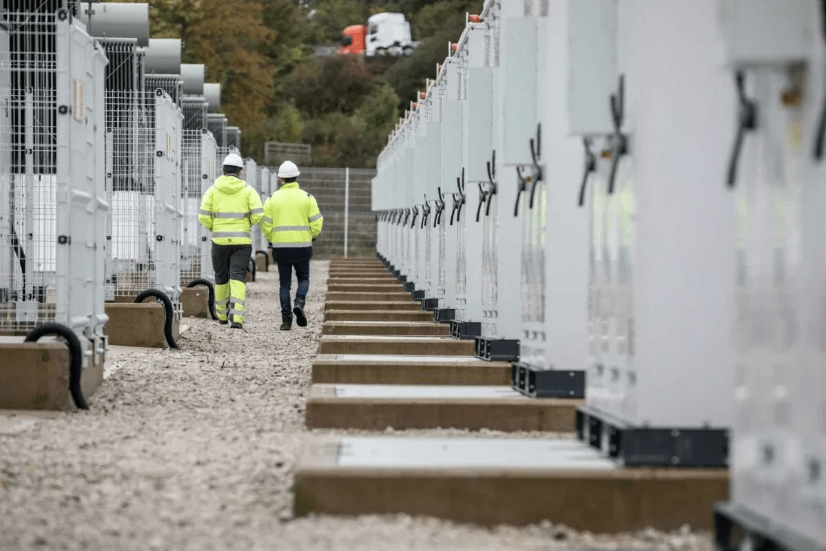 EDF and Masdar enter 15-year PPAs for 160MWh hybrid California BESS