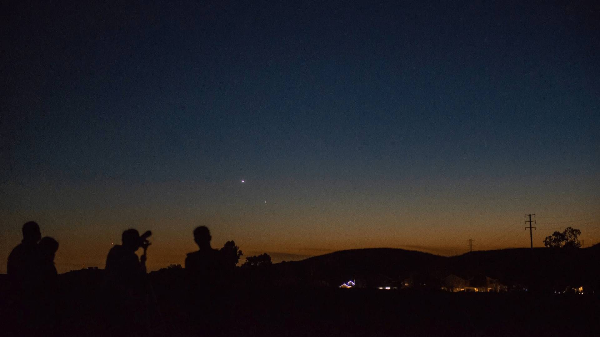 The moon, Mars and the Pleiades form a stunning lineup before dawn on July 11. Here’s how to see it