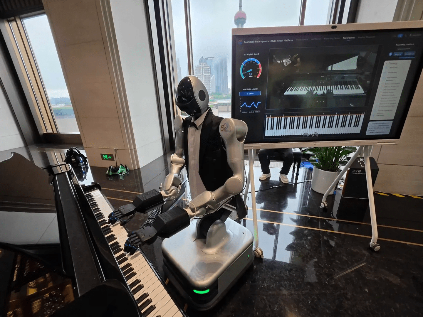 Gadget of the Week: Robots audition for prime time