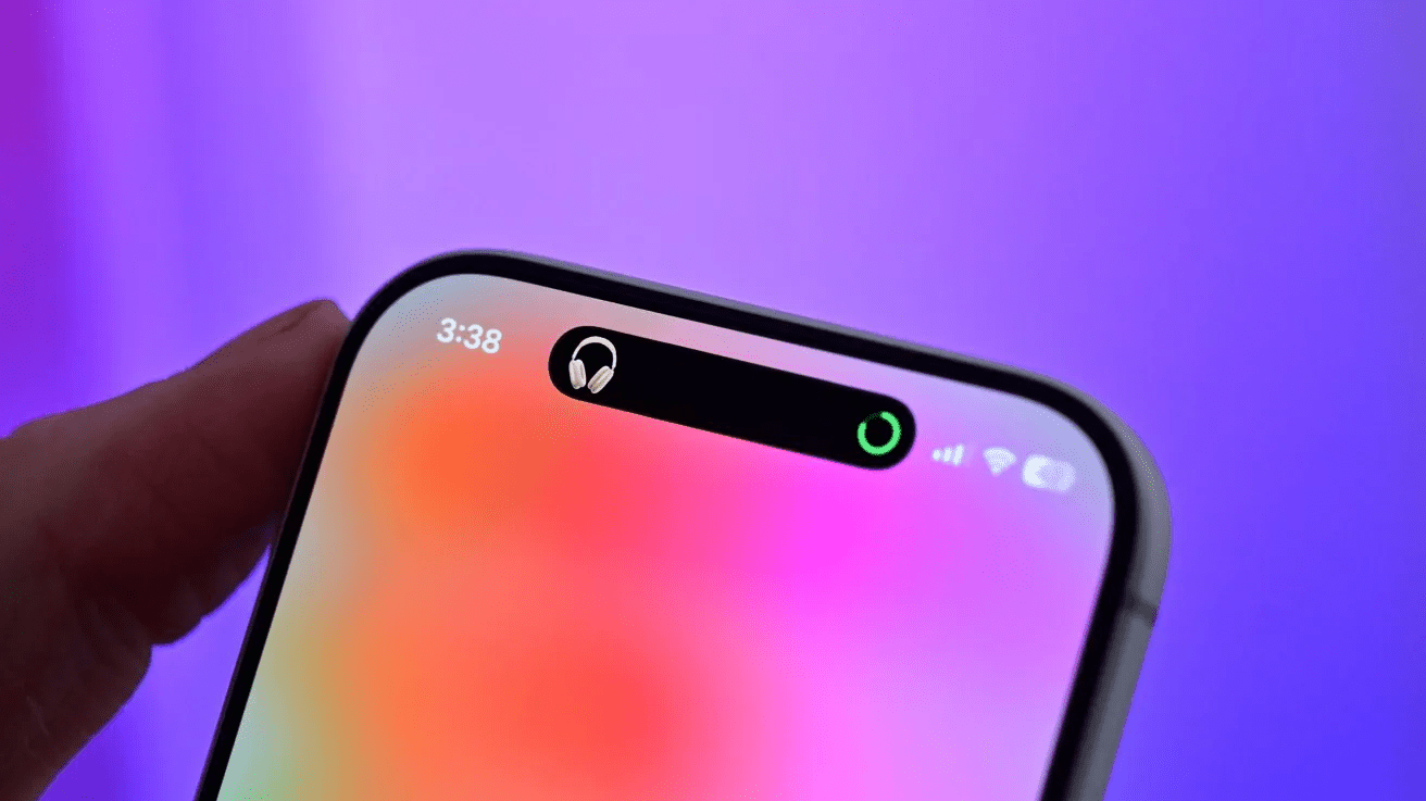 iPhone growth defies the smartphone market’s worst second quarter in 13 years