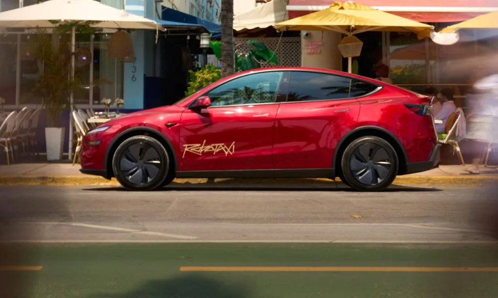 Tesla expands Robotaxi to Florida, marking its third state for autonomy
