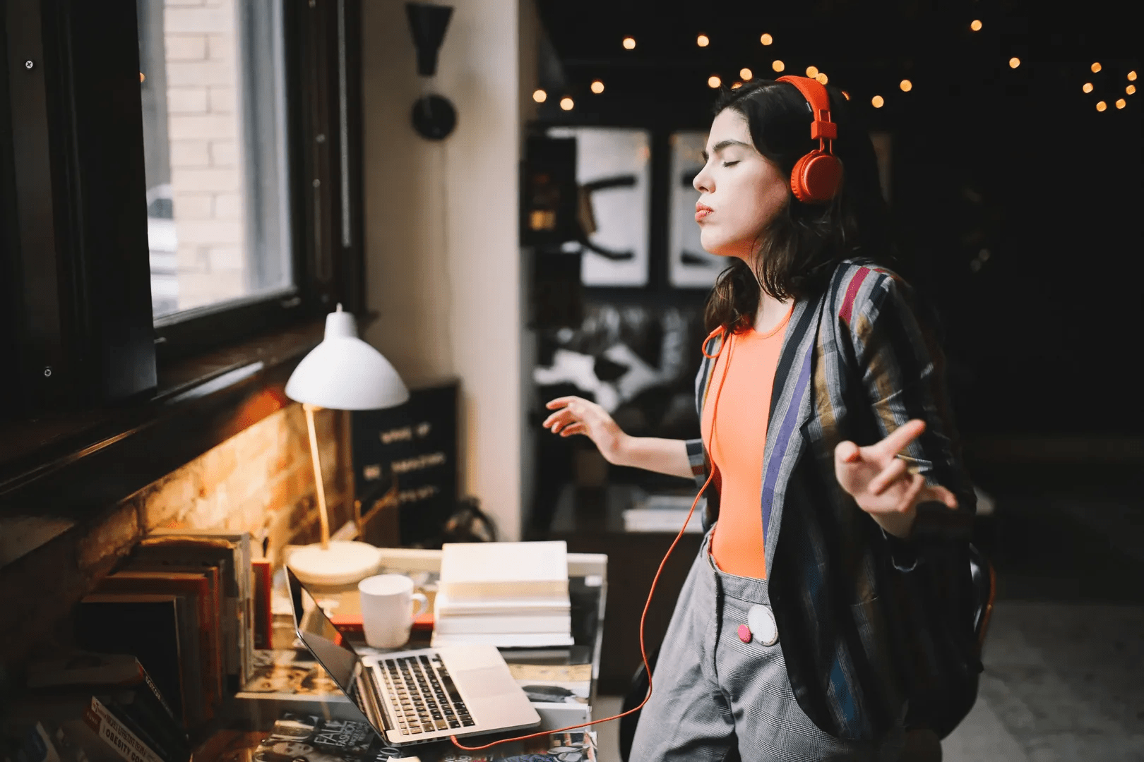 Winamp aims for a comeback with a new music player powered by Deezer