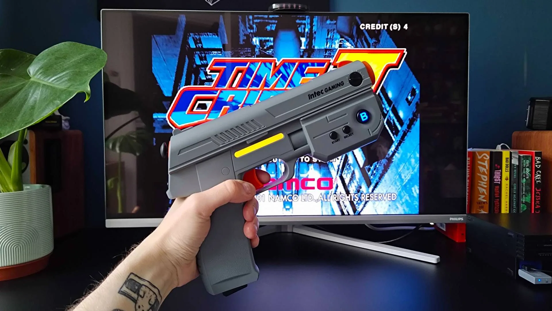 CRTs be damned, the Intec Time Breaker Lightgun for PS1/PS2 brings Guncon romps like Time Crisis 2 back to the living room and onto your newfangled TV
