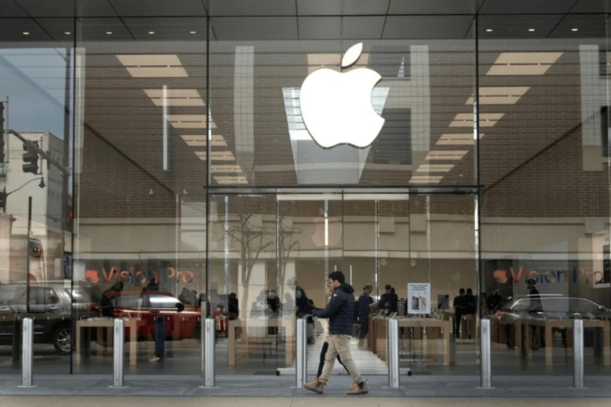 Apple Goes Bigger on AI. New Mac Mini and Mac Studio Can Run Powerful Models On-Device.