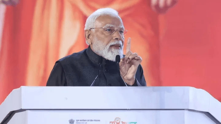 Train public to counter cyber fraud: PM Modi