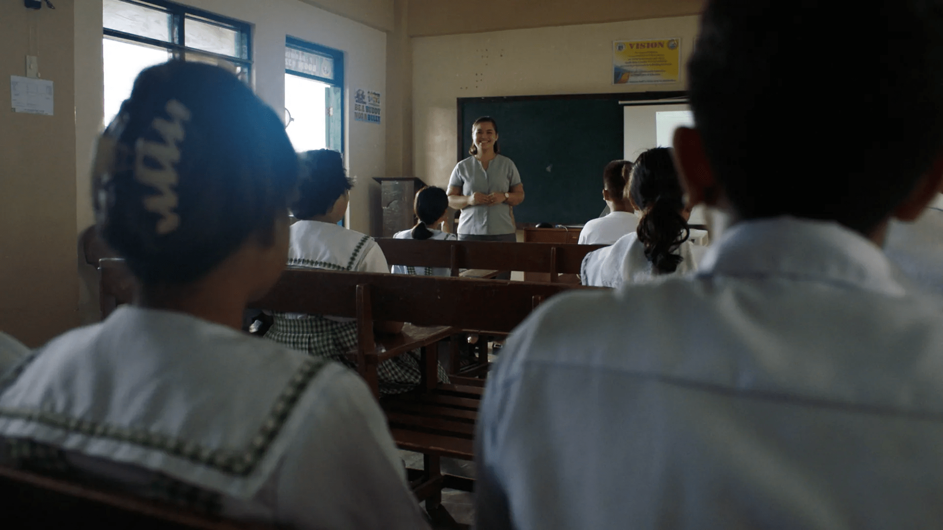 Microsoft and DepEd partner to bring AI tools to 1 million teachers across the Philippines