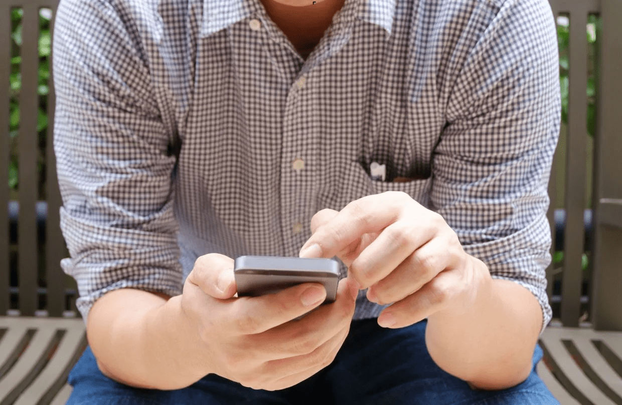 US Teens are divided on new Meta restrictions