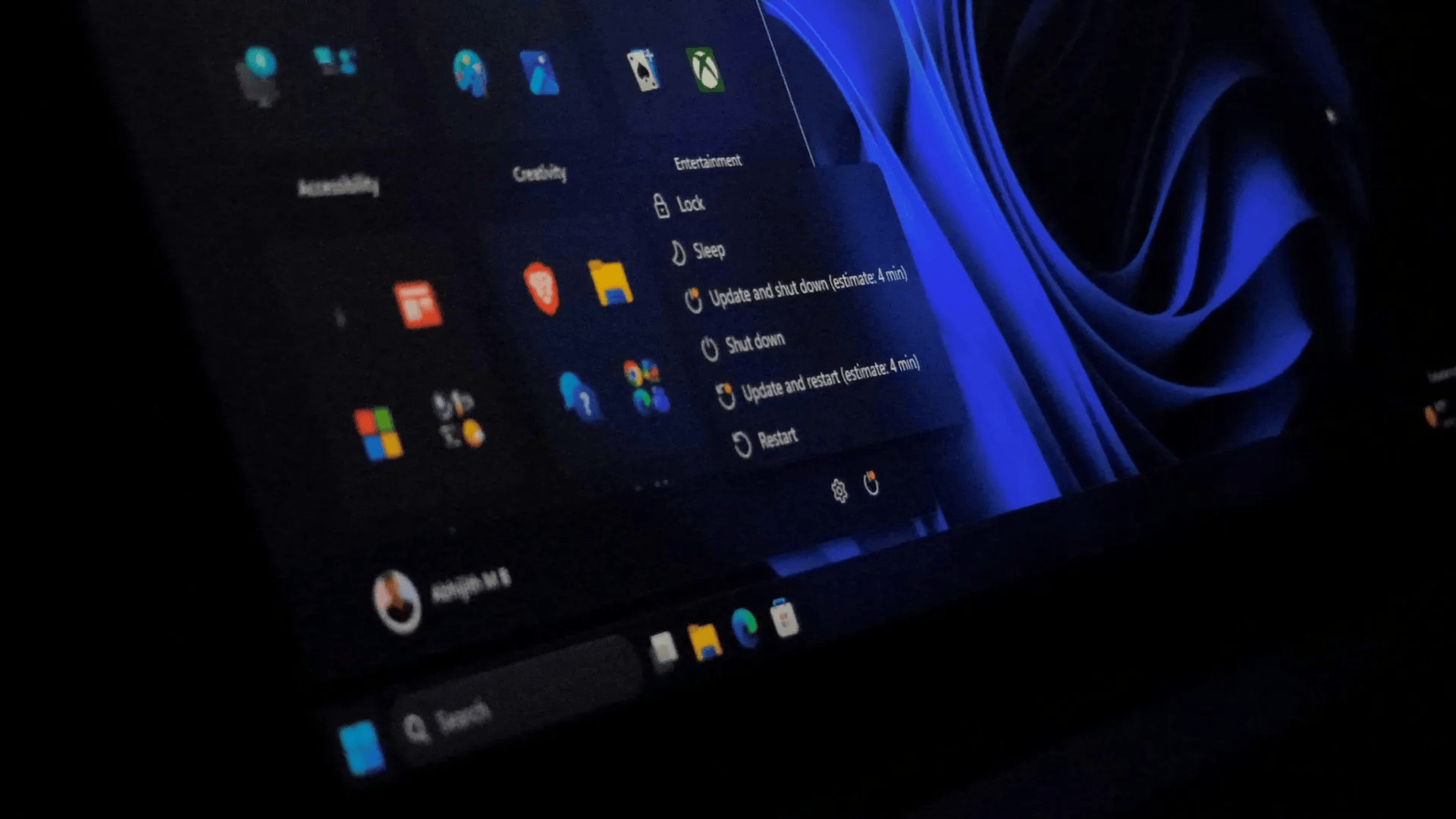 Windows 11 blocked you from shutting down PCs quickly, but now you can skip forced updates