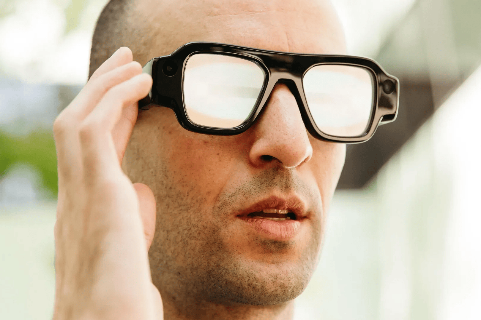 I wore Snap’s $2,200 smart glasses