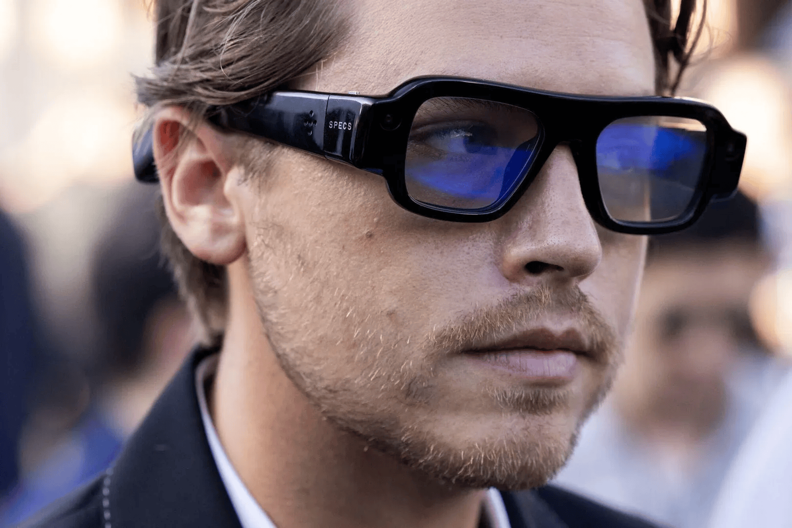 Snap tries to sell consumers on the idea of US$2,195 smart glasses