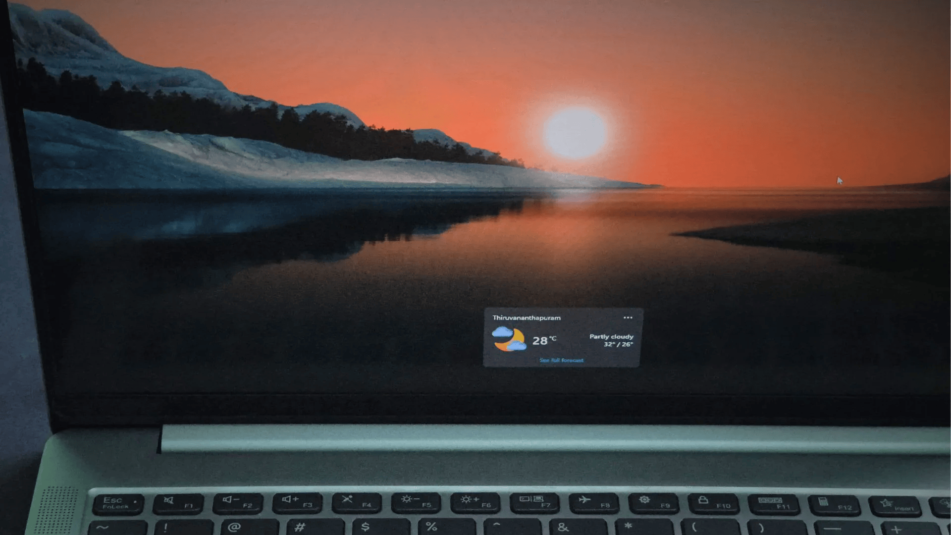 Microsoft turned Windows 11’s lock screen into MSN hell, now it’s undoing most of it