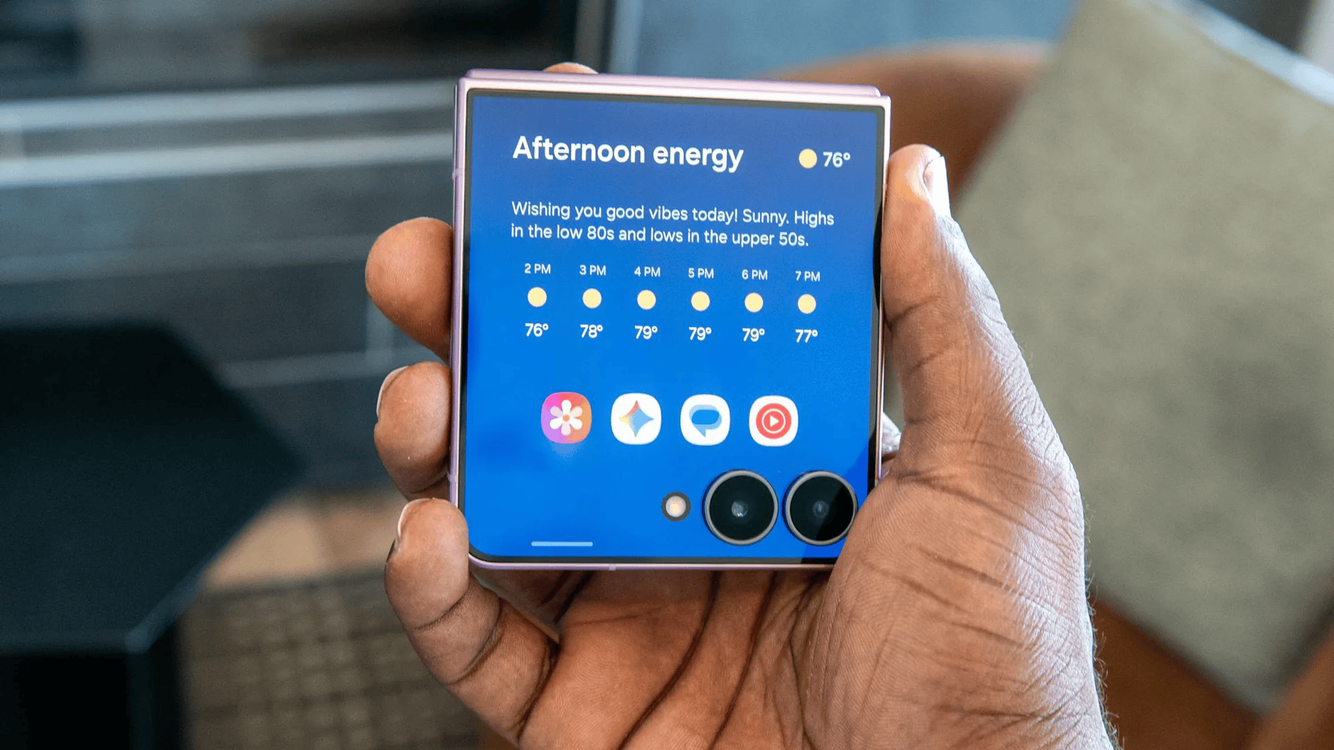 You can get a free year of unlimited wireless when you buy the Samsung Galaxy Z Flip 8 at Mint Mobile — here’s how