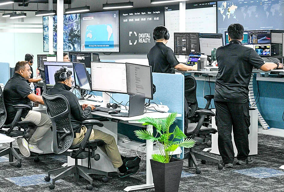Inside data center monitoring hubs