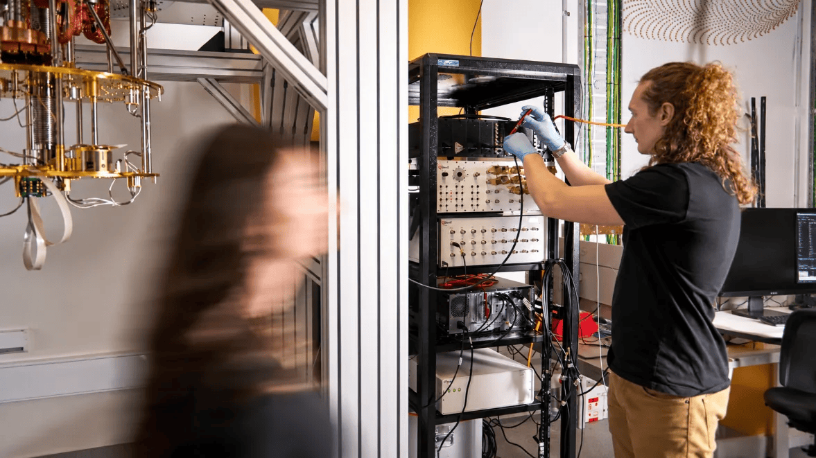 Diraq and Dell Test Hybrid Quantum-Classical Computing in Sydney