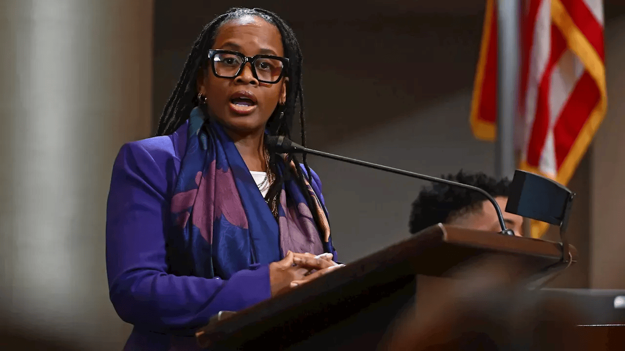 Will Oakland put its own moratorium on new AI data centers?