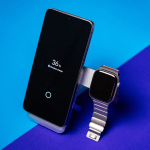 Stuffcool made a Qi 2.2 power bank that charges your Apple Watch