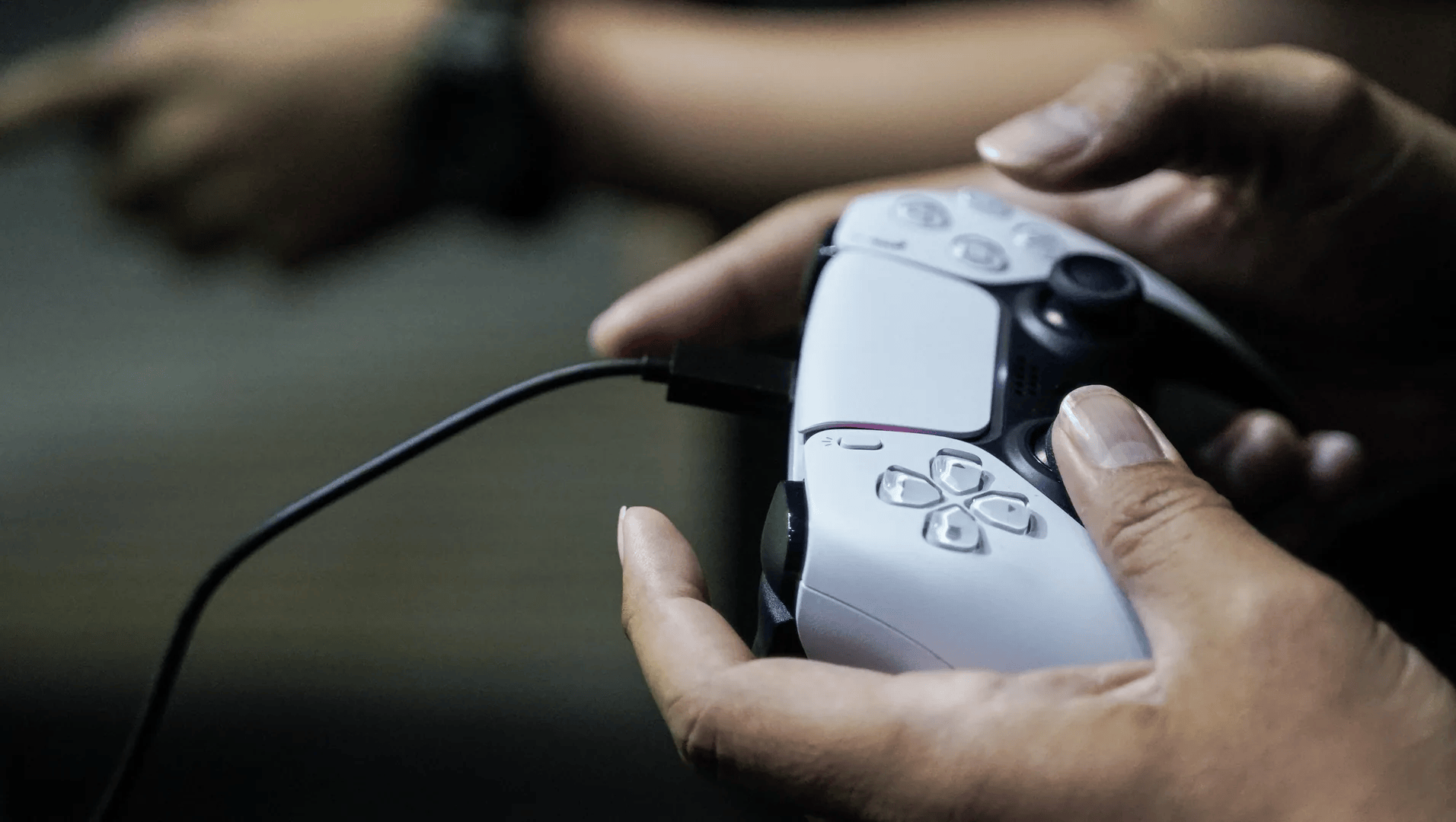 Sony Patent Would Let You Tap Your Card or Phone on Your PlayStation Controller to Make a Payment