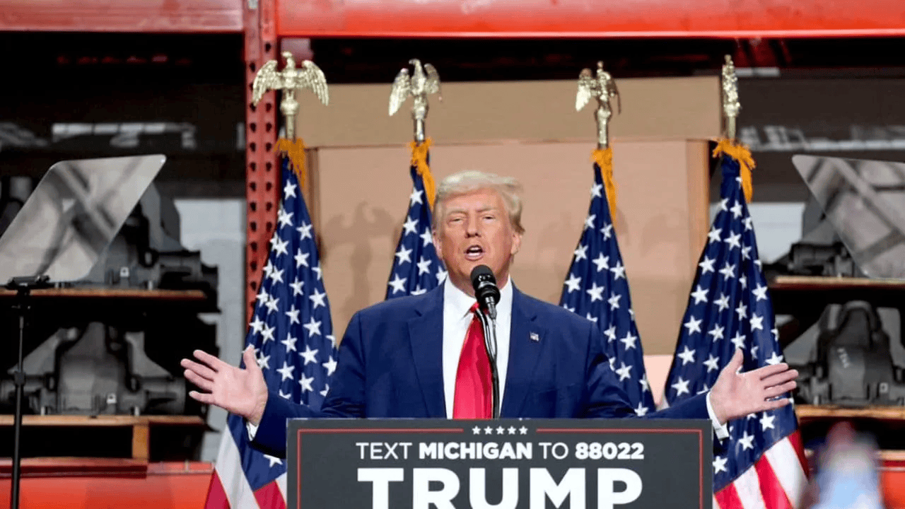 STLA, F, GM Climb Overnight As Trump Clears Fuel Economy Rollback — Says Auto Plants Are ‘Coming Back’