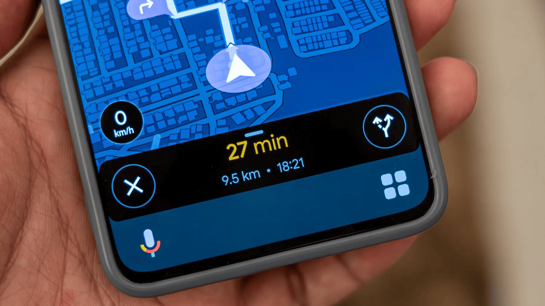 Google Maps can now turn your boring driving icon into a McLaren F1 car