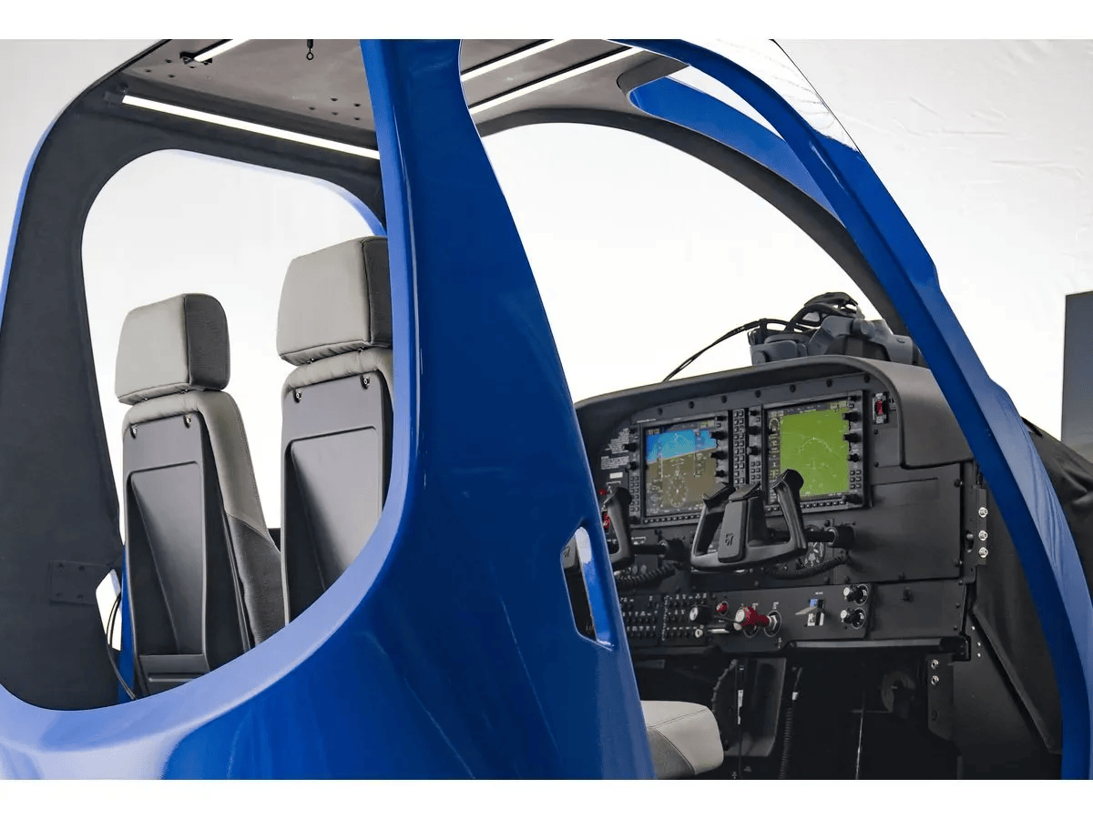 Cessna Skyhawk Veris Virtual Reality Flight Training Device to Make Show Debut at NBAA-BACE in Las Vegas
