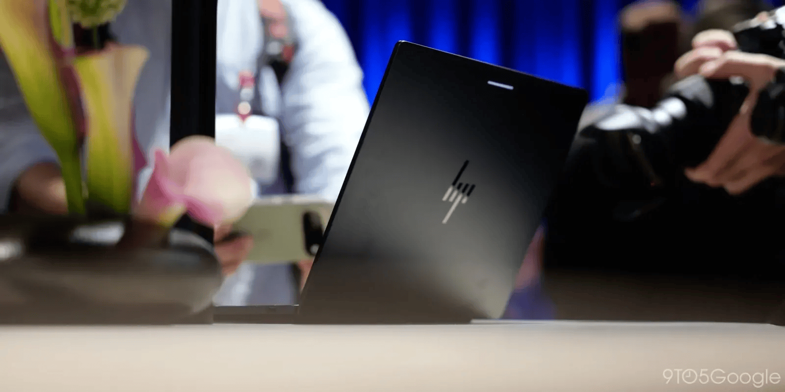Googlebook gets Luminar photo editing app with ‘Continue On’ support