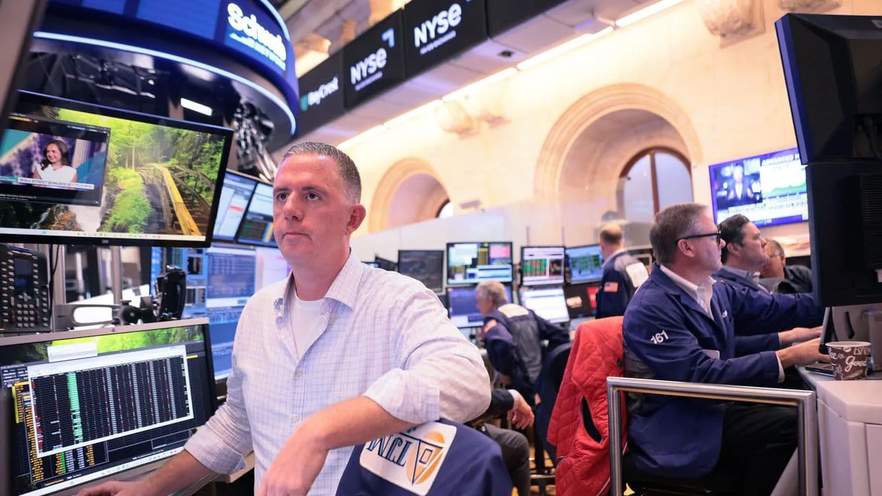 INTC, AMD, MU, SNDK, SOXX: Chips, Memory Stocks Slip Premarket After Sharp October Rally