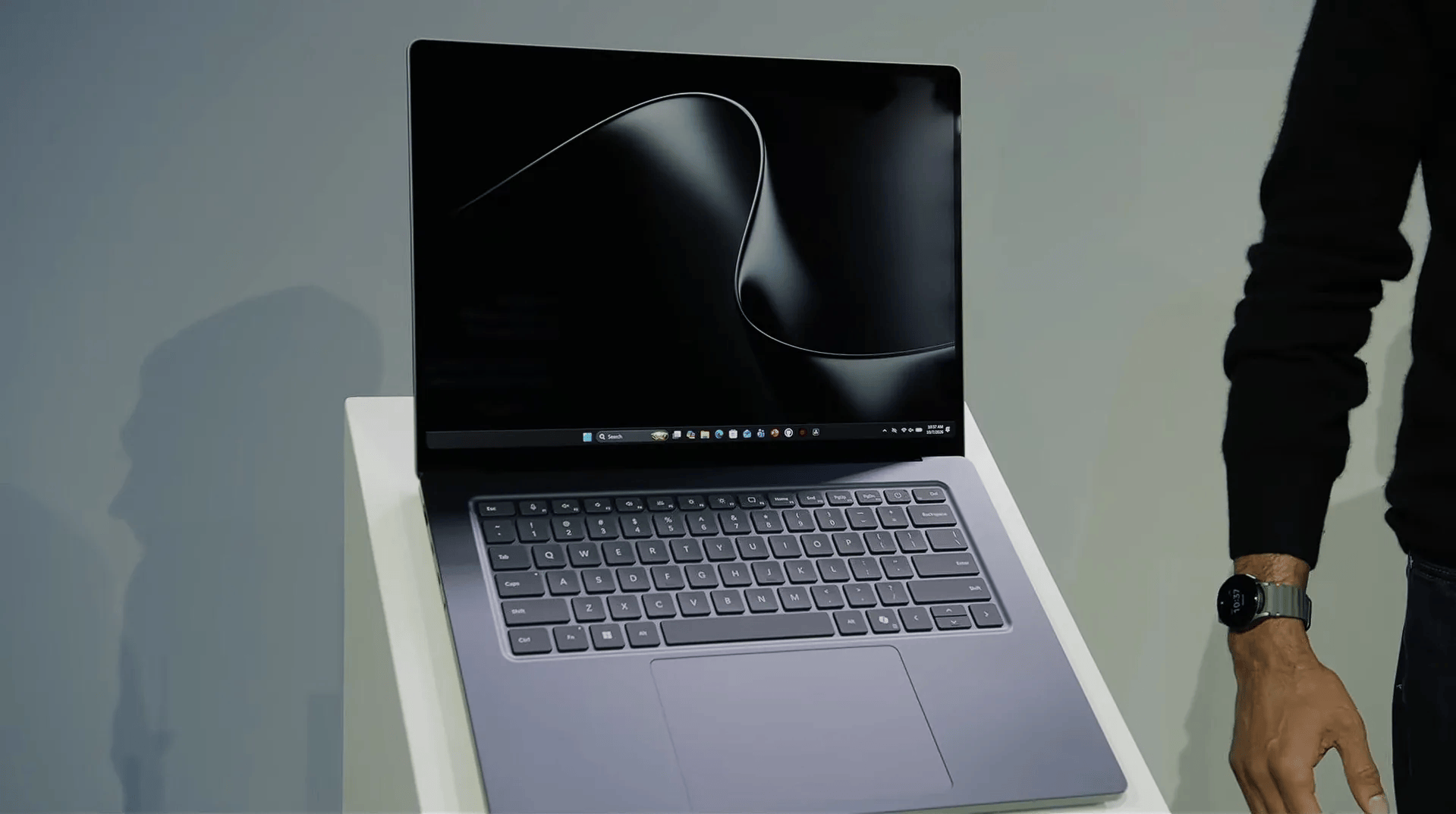 “Up to 6.2x faster”: Microsoft says it’s beating Apple, as Surface Laptop Ultra takes on M5 Pro MacBooks, but it only talks about AI