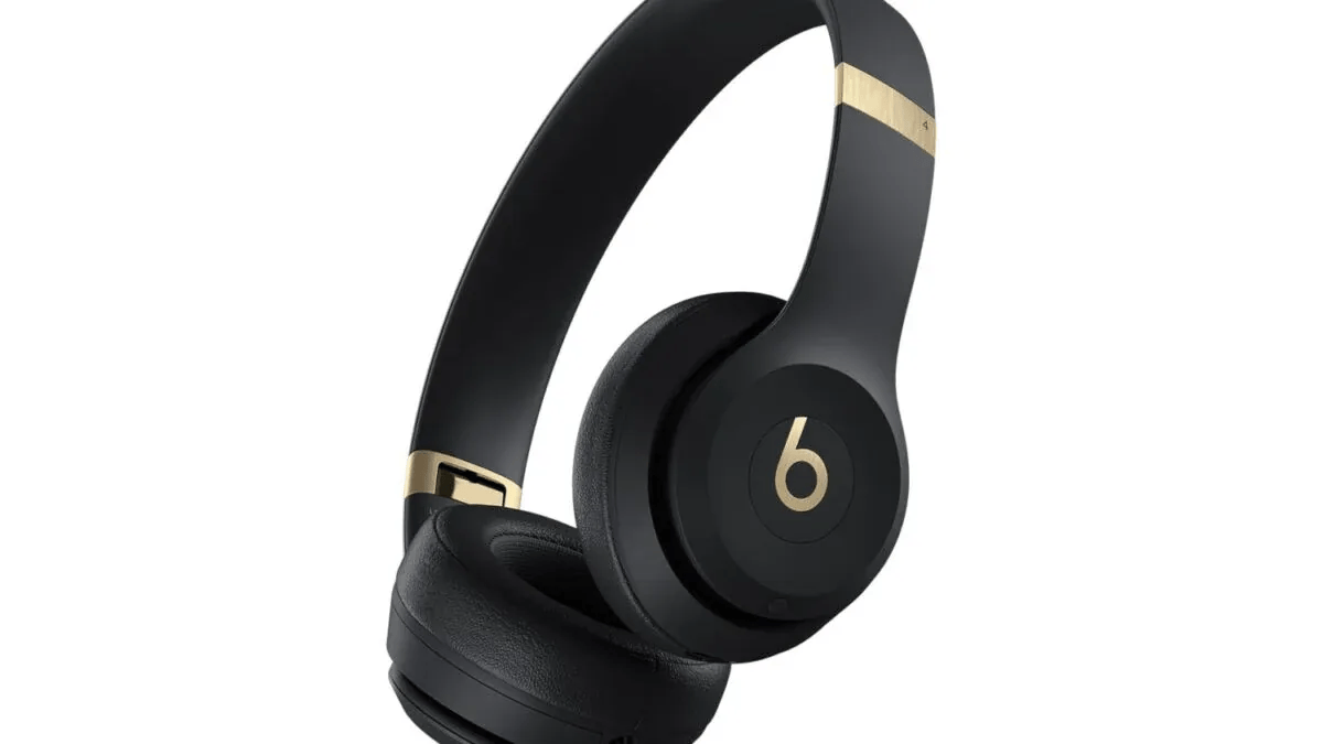 Beats Solo 4 Headphones Are Nearly 6 Times Cheaper Than AirPods Max in Amazon’s Clearance Push