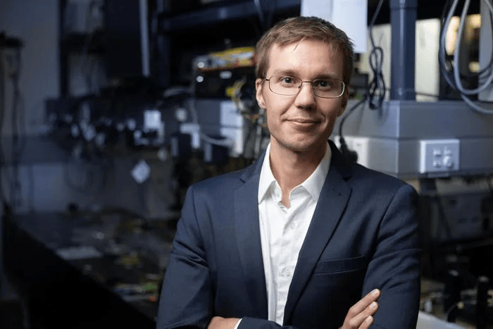 Technology Used by Optical Atomic Clocks May Jump From Lab to Consumer