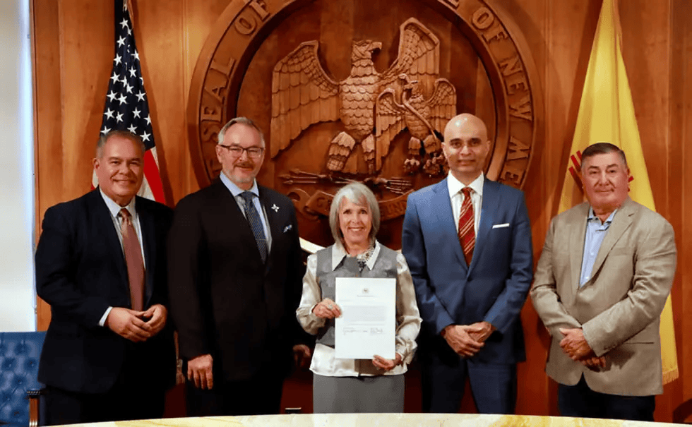 Fujitsu Partners with State of New Mexico to Establish Quantum Computing R&D Center