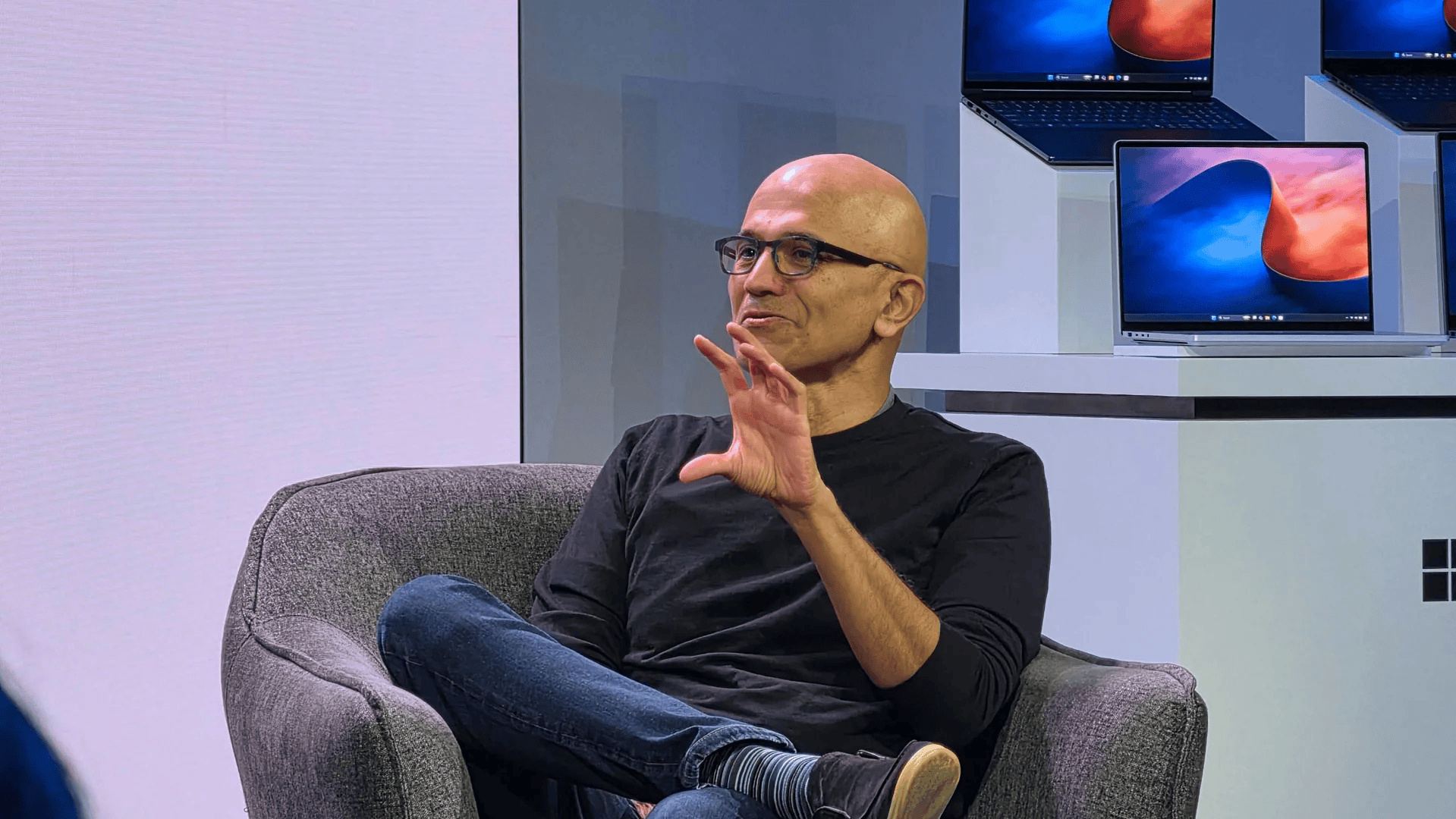 Windows Wrap: Microsoft’s best Windows 11 and Surface news got lost in AI talk